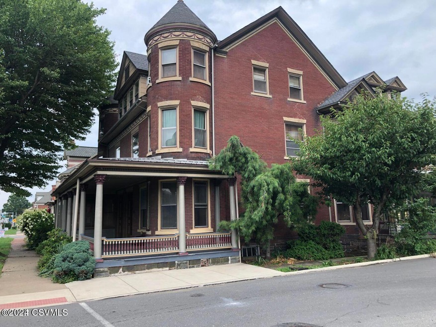 118 S Front St, Sunbury, PA 17801 - photo 1