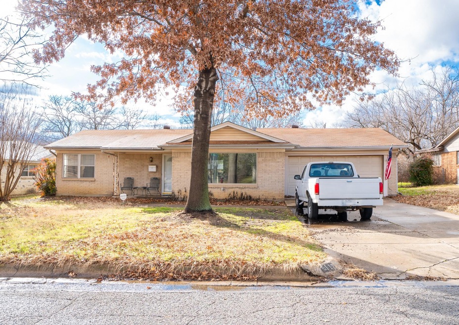 5117 Grove St, North Richland Hills, TX 76180 - photo 1