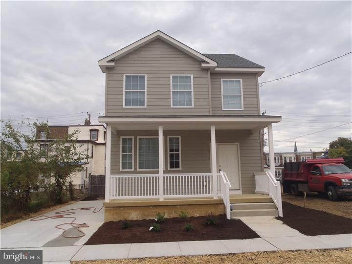 327 Powell St, Gloucester City, NJ 08030 - photo 1