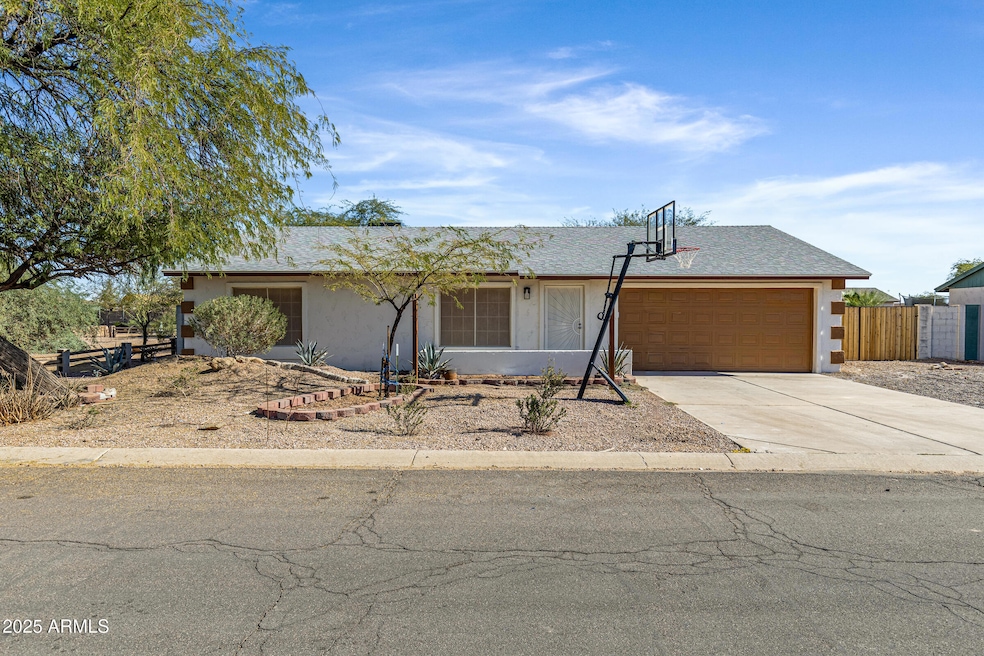 14075 S Avalon Rd, Arizona City, AZ 85123 - photo 1