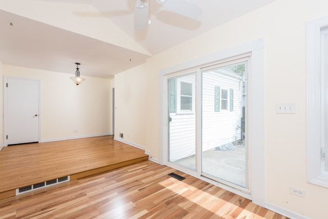 1936 N Poplar St, Waukegan, IL 60087 - photo 1