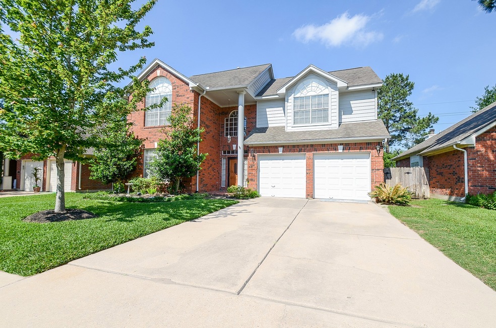 7131 Pebble Falls Dr, Houston, TX 77095 - photo 1