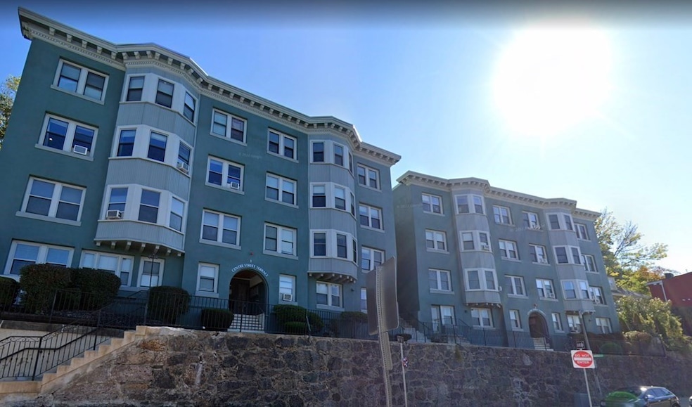 Sold $370,000 • Co-Listing Agent