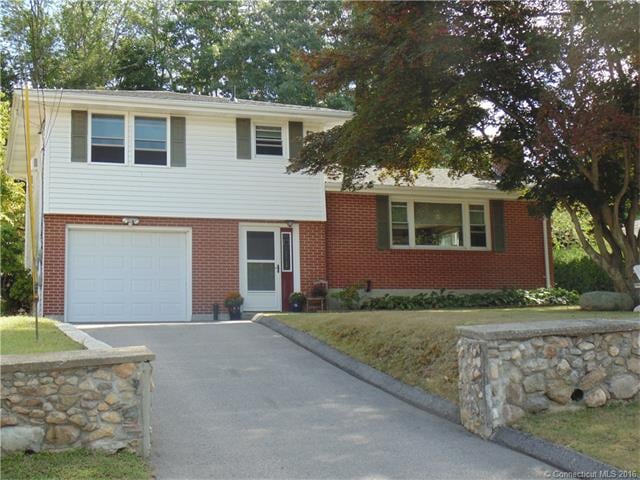 Welcome Home!  178 Virgo Drive, Groton