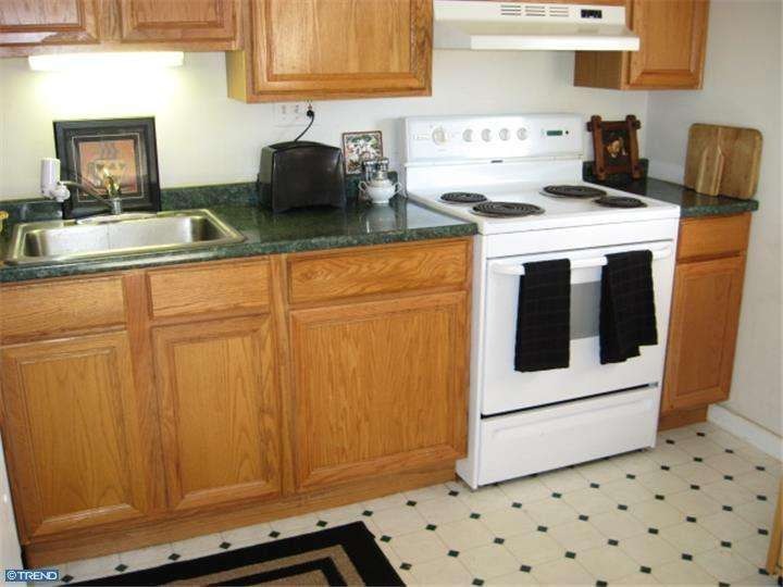 36 Kearney Dr, North Wales, PA 19454 - photo 1