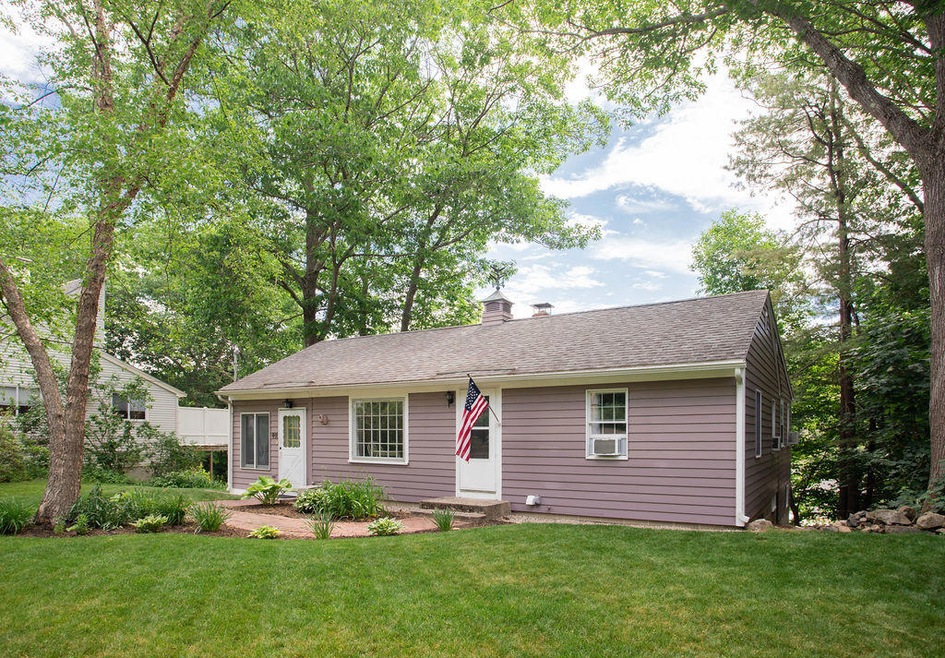 42 Highland Ave, Ogunquit, ME 03907 - photo 1