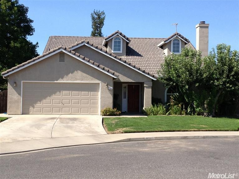 2566 Foxwood Ct, Oakdale, CA 95361 - photo 1