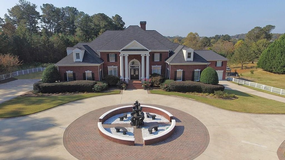 840 Tullis Rd