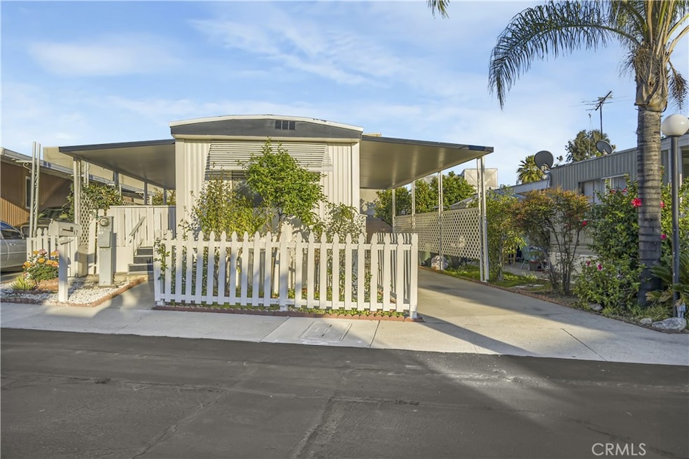 5580 Moreno St unit 87, Montclair, CA 91763 - photo 1