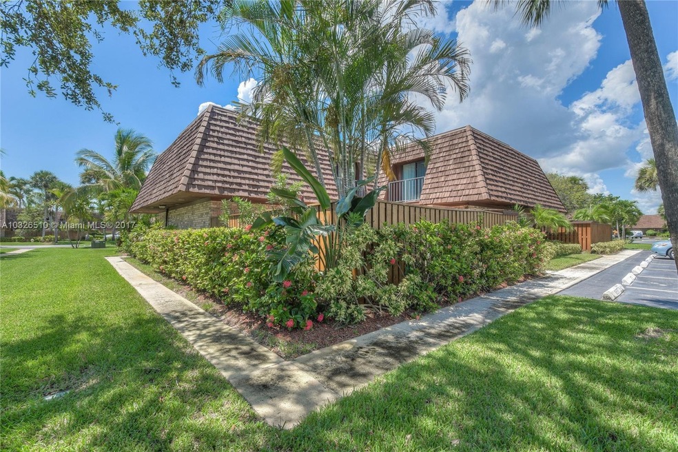 Beautiful Oversized 2 Bedroom, 2.5 Bath, sought af