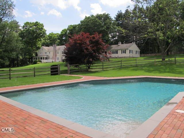 374 N Wilton Rd, New Canaan, CT 06840 - photo 1