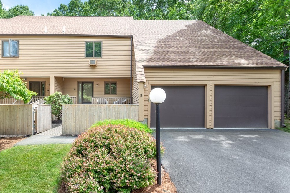 8 Bancroft Common, Franklin, MA 02038 - photo 1