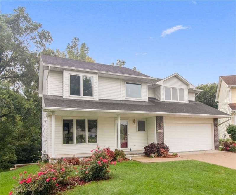 3024 Deep Woods Ct, Des Moines, IA 50320 - photo 1