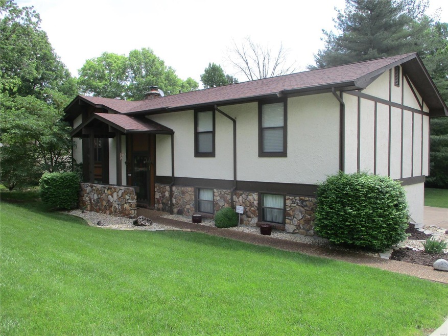 Welcome to 301 Berkshire Drive, Belleville, IL