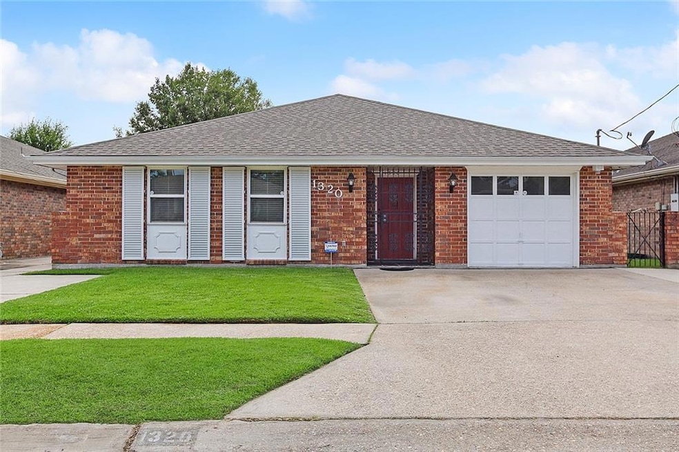 Well maintained, single story home in Bridgedale S