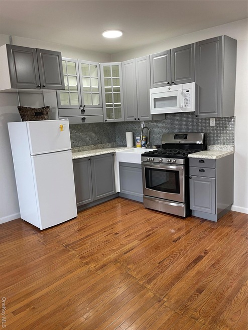 54-15 82nd St unit 2, Elmhurst, NY 11373 - photo 1