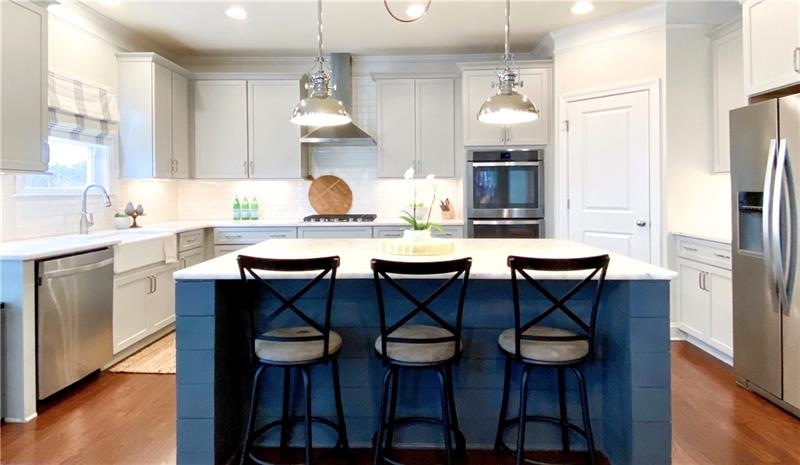 904 Turnstone Ct, Woodstock, GA 30188 - photo 1