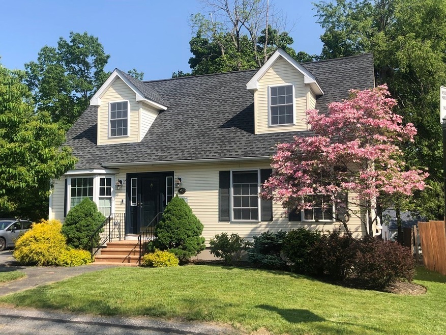 92 Prouty Ln, Worcester, MA 01602 - photo 1