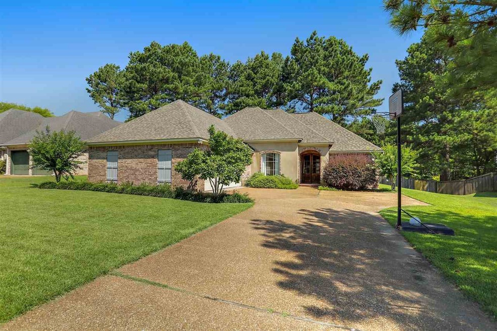 106 Herndon Place, Madison, MS 39110 - photo 1