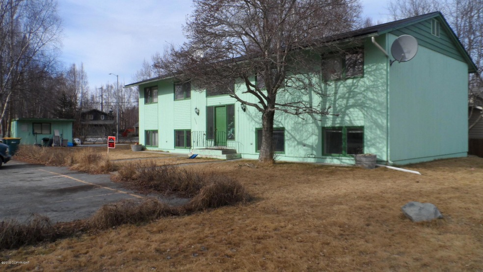 2808 Jones Ave unit 4, Anchorage, AK 99517 - photo 1