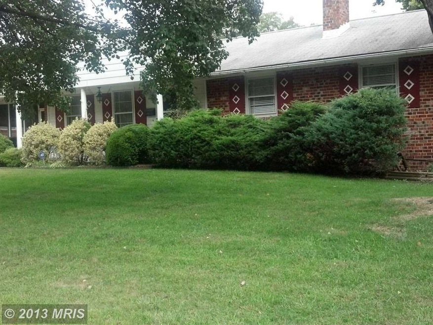 3020 Craiglawn Rd, Beltsville, MD 20705 - photo 1