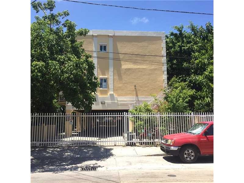 835 SW 2nd St unit 209, Miami, FL 33130 - photo 1