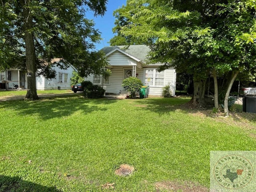 1131 Bowie St, Texarkana, TX 75501 - photo 1