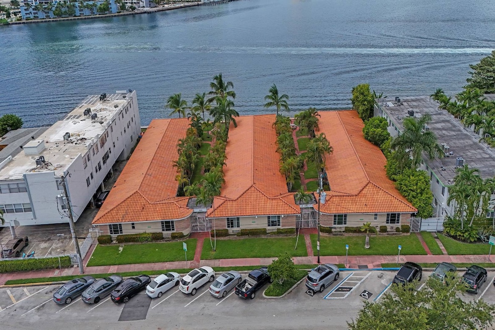 2160 E Bay Harbor Dr unit 1-2, Bay Harbor Islands, FL 33154 - photo 1