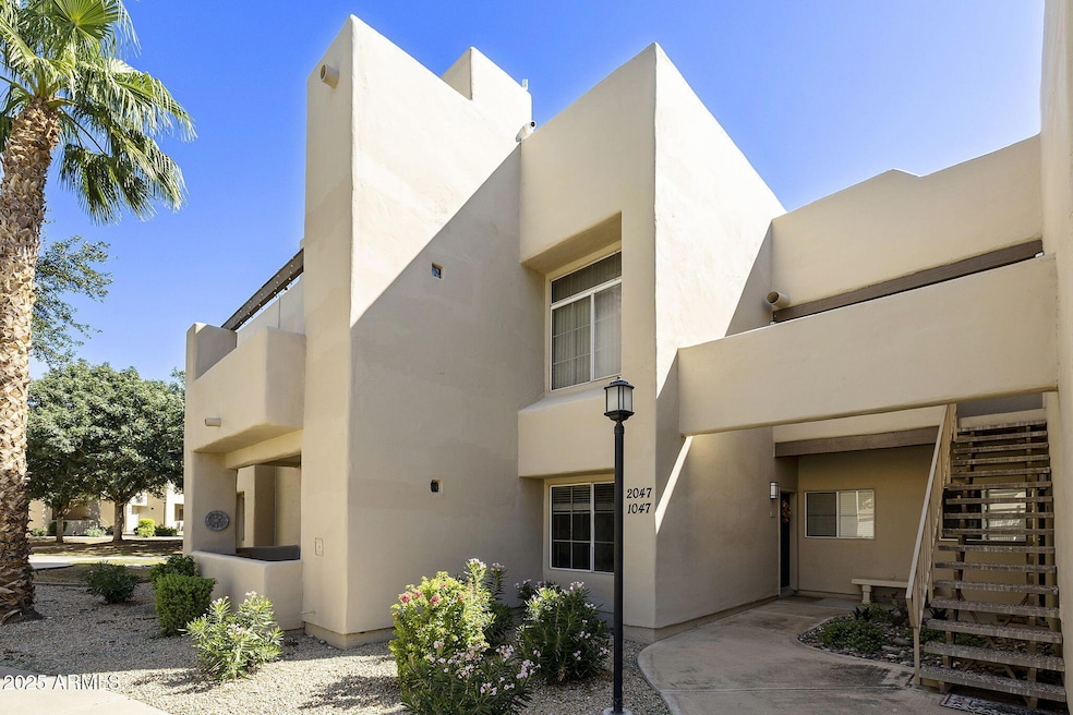 11333 N 92nd St unit 1047, Scottsdale, AZ 85260 - photo 1