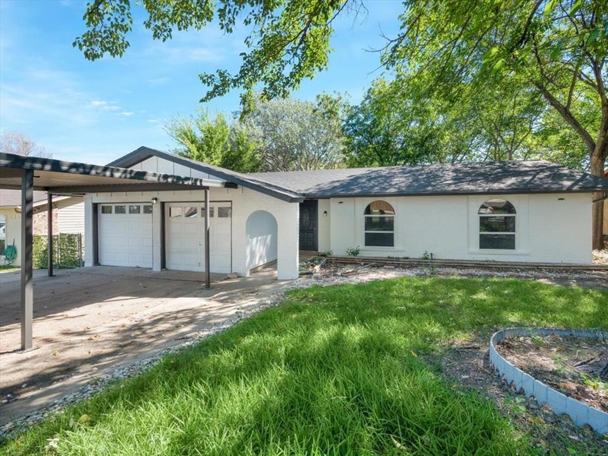 1305 Mirike Dr, Fort Worth, TX 76108 - photo 1