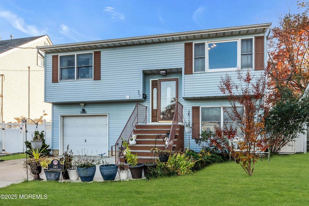 345 Shadynook St, Keyport, NJ 07735 - photo 1