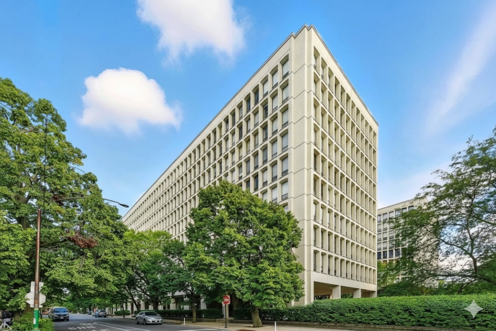 1450 E 55th St unit 923S, Chicago, IL 60615 - photo 1