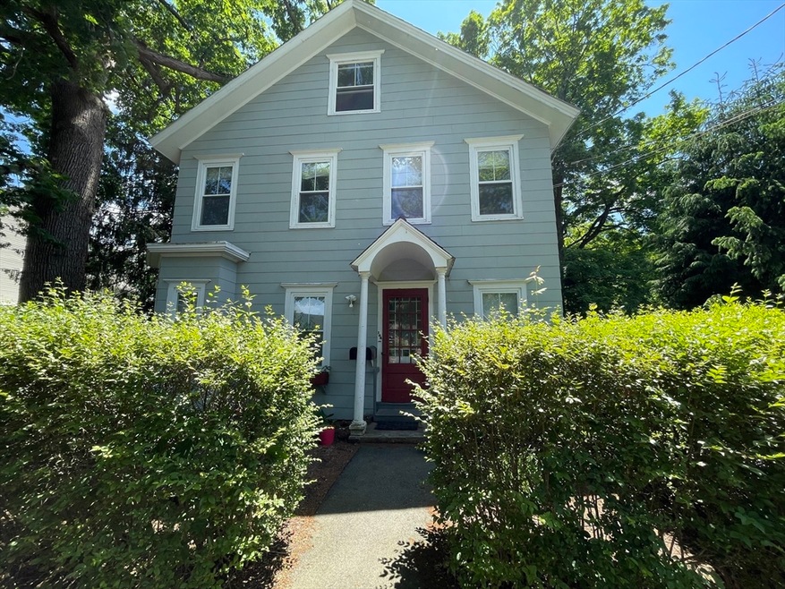 104 Pine St unit 2, Florence, MA 01062 - photo 1