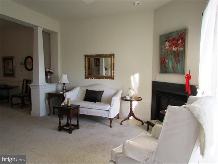 140 Bucktown Crossing unit 32E, Pottstown, PA 19465 - photo 1