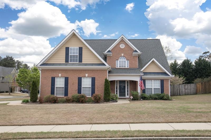 Come see this stunning 4 bed 2.5 bath corner lot/c