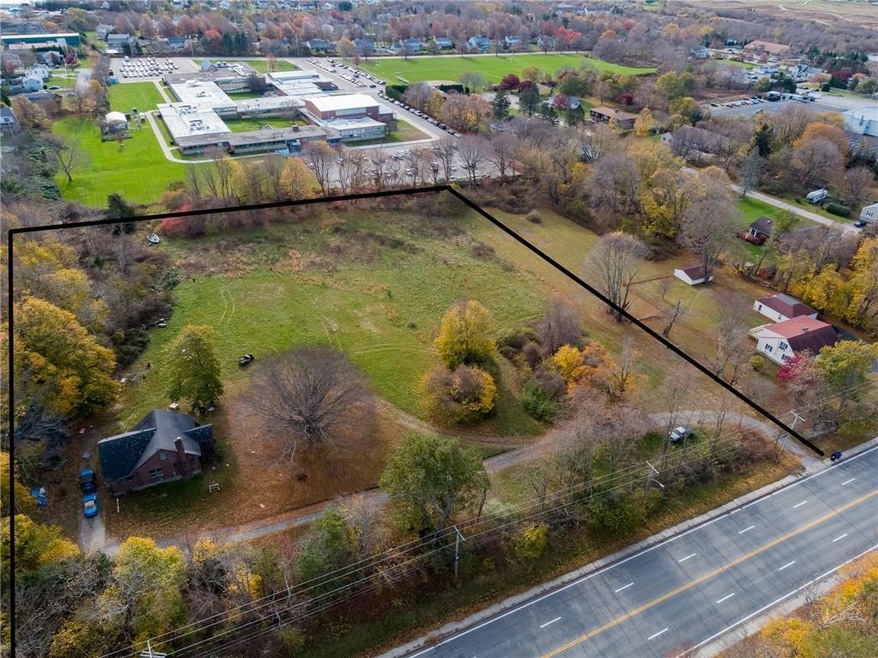 361 E Main Rd, Middletown, RI 02842 - photo 1