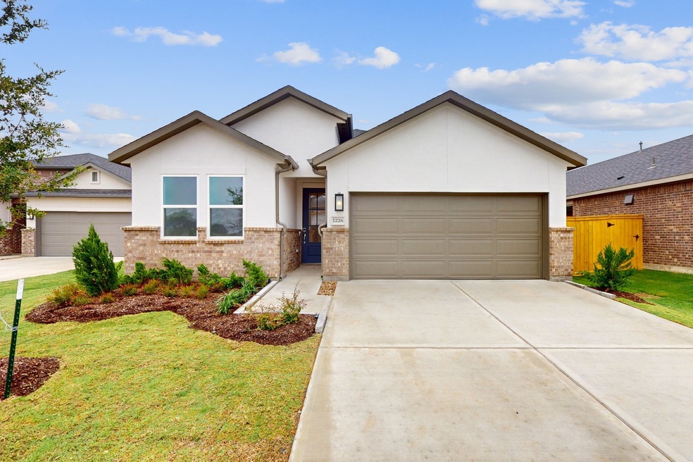 1226 Sugar Dr, Tomball, TX 77375 - photo 1