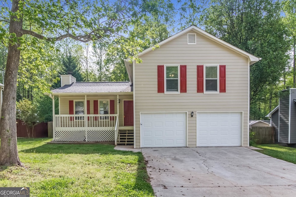 4905 Cold Creek Ct, Sugar Hill, GA 30518 - photo 1