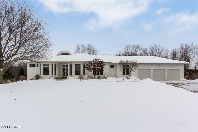 2710 Red Osier Ct SW, Byron Center, MI 49315 - photo 1