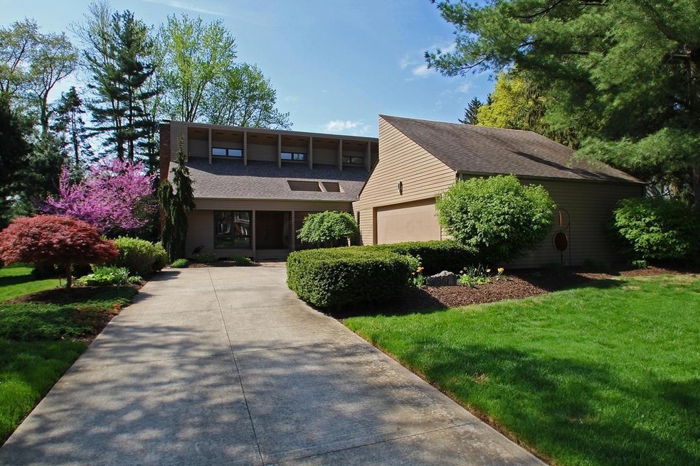 881 Gatehouse Lane