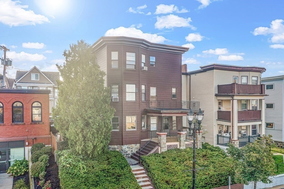 779 Broadway, Everett, MA 02149 - photo 1