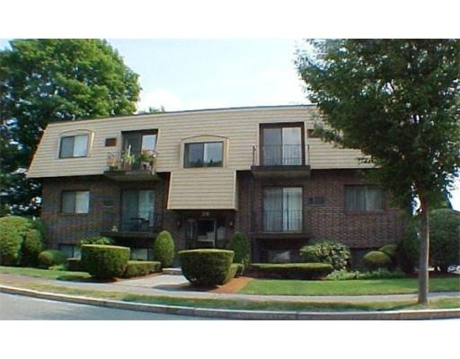 26 Chestnut St unit 16, Wakefield, MA 01880 - photo 1