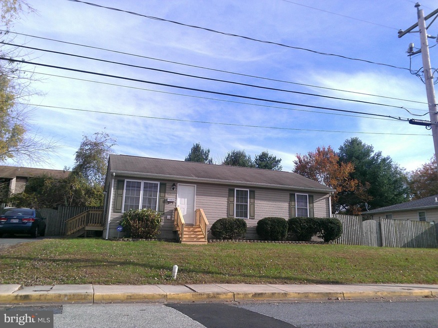 109 Brown St, Centreville, MD 21617 - photo 1