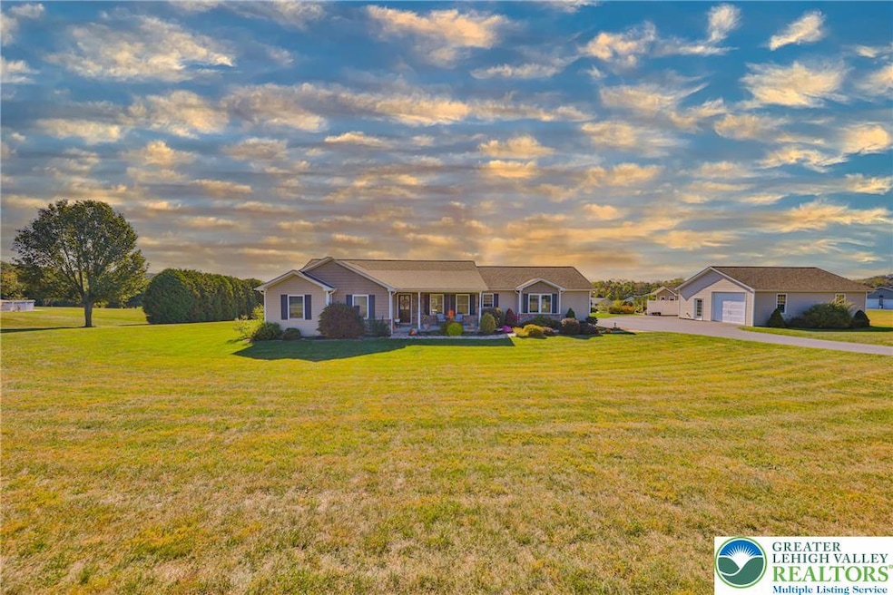 3341 Buckskin Ln, Danielsville, PA 18038 - photo 1