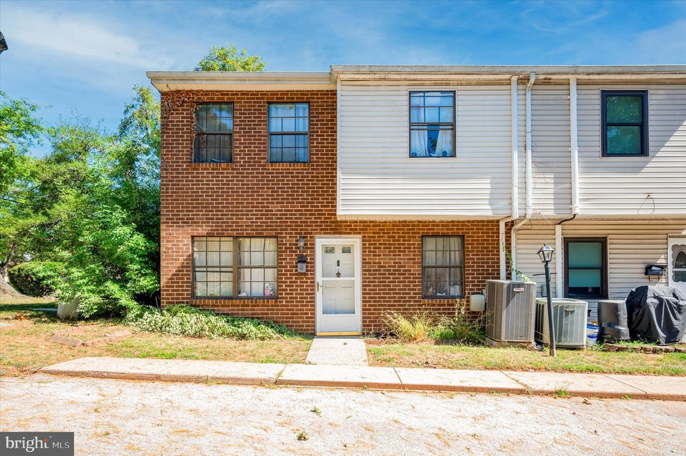 1 Sawmill Run unit 1, Norristown, PA 19401 - photo 1