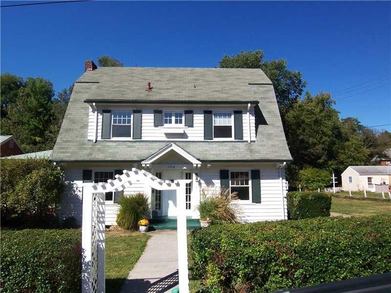 Exterior Front. Welcome to 1518 Pennock Rd!