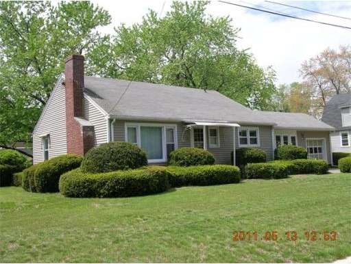 2 Foss St, Westfield, MA 01085 - photo 1