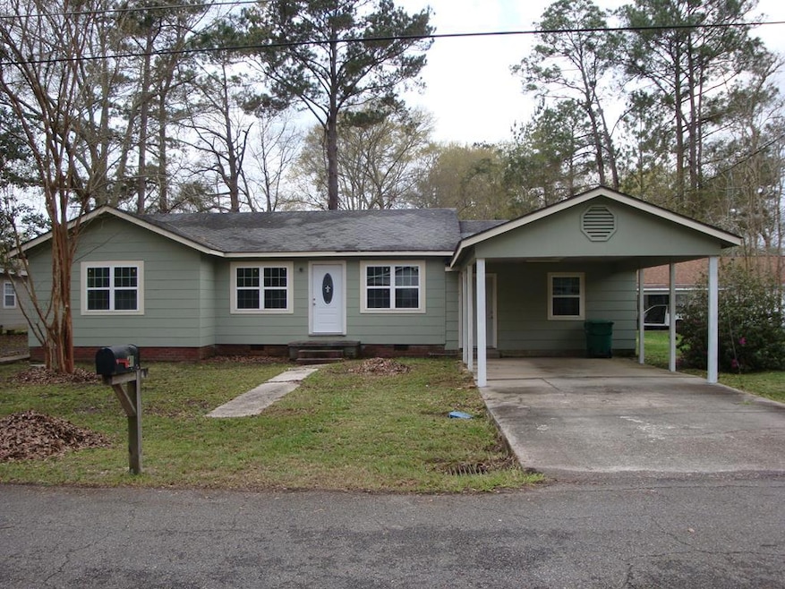 411 Moody St, Picayune, MS 39466 - photo 1