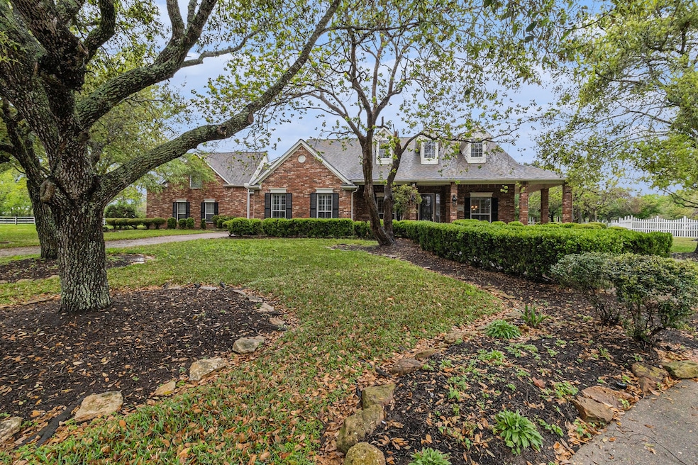 Welcome to 3402 Parkside Dr.