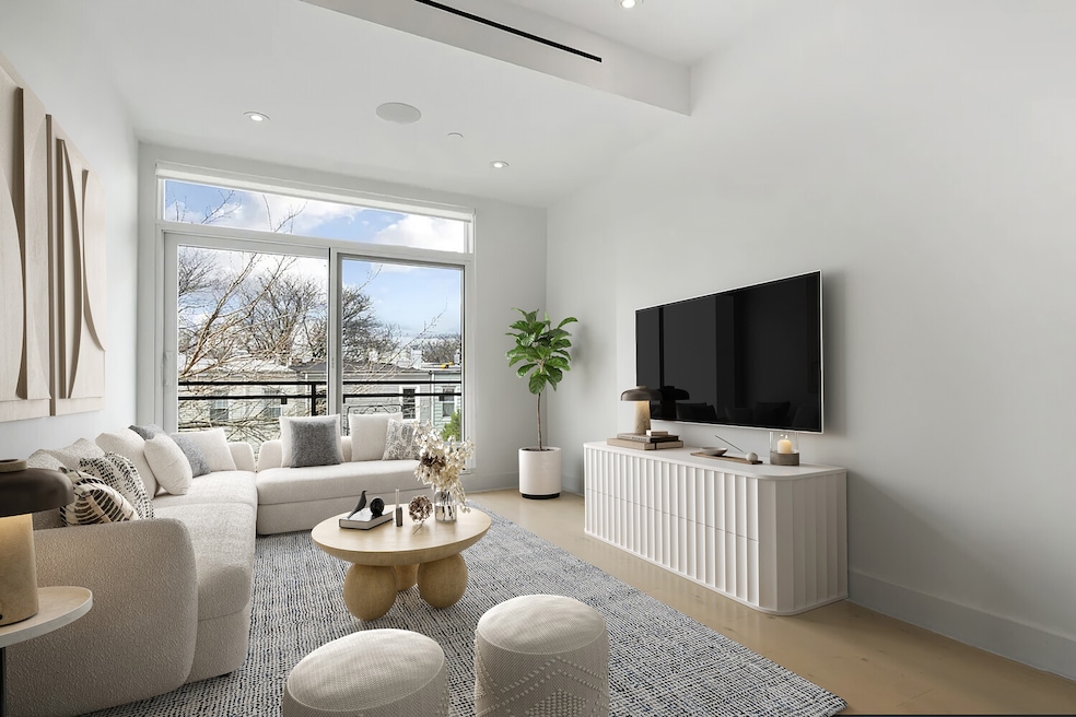 For Sale $525,000 • Co-Listing Agent